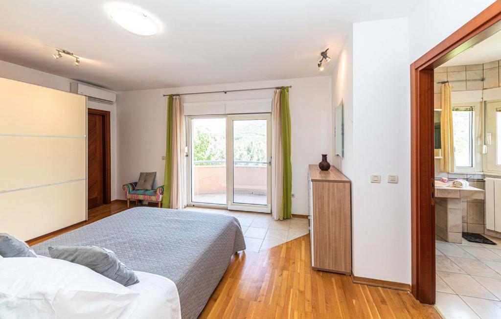 Luksuzna Villa Sa Privatnim Unutarnjim Bazenom Villa Garden Podstrana Exteriér fotografie